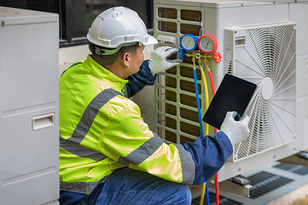 Professional Hvac technician working in Wickatunk, NJ